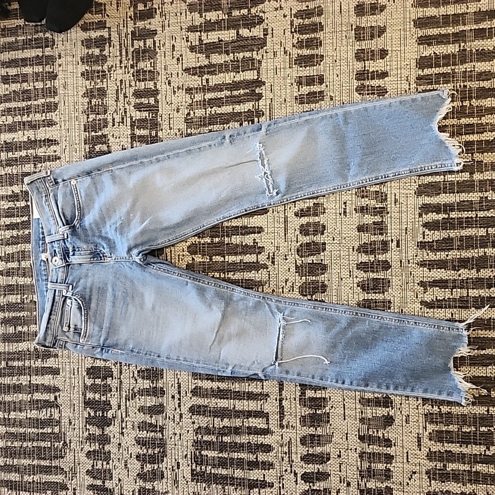 Rag & Bone jean capris destroyed sz 24